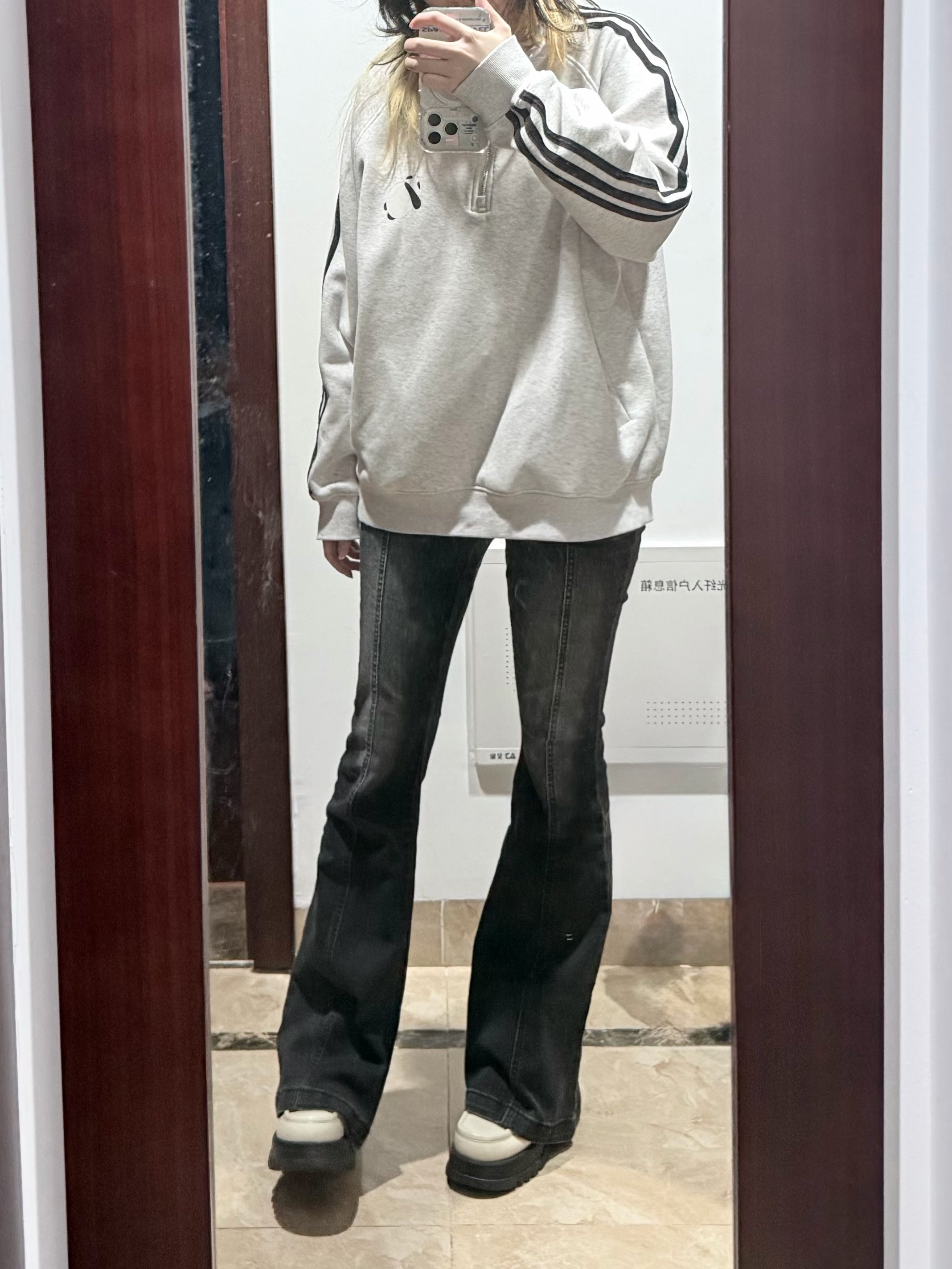 Archived media from tweet captured on 2025-12-10 07:55:42 UTC