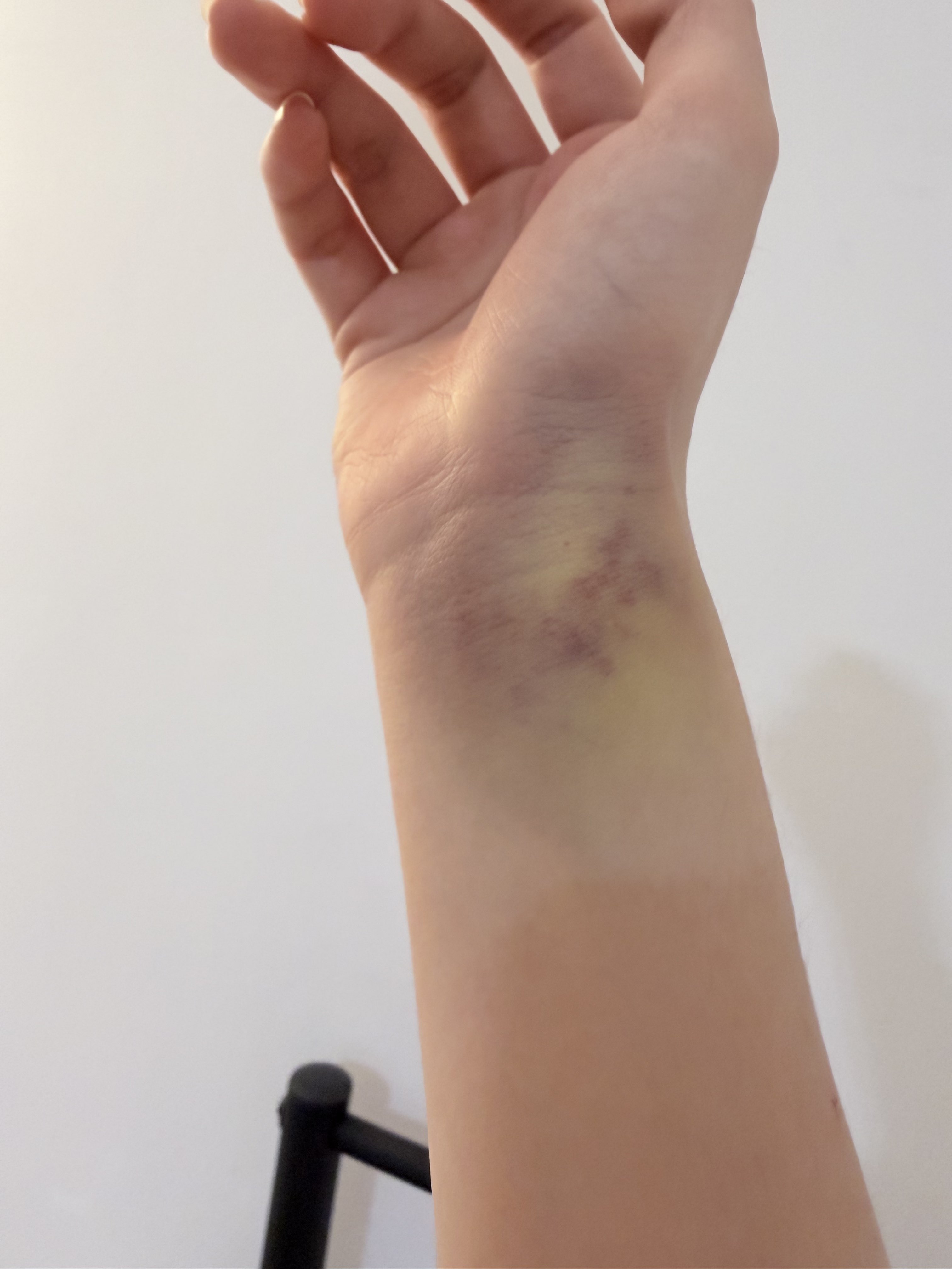 Archived media from tweet captured on 2025-11-15 22:36:21 UTC